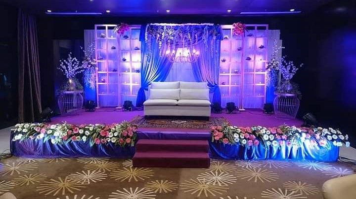 Stage Decor Cinnamon