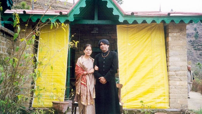 An image of a couple posing after their Kumaon Wedding - Ramgarh Bungalows, Nainital.