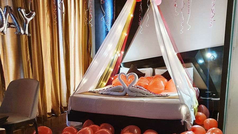 Hotel Room Decoration in Mumbai