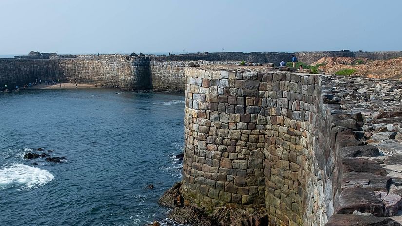 An aerial image of Sindhudurg Fort by the Arabian Sea