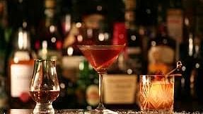 Geoffreys pub Hotel Park Plaza, Faridabad - A Carlson Brand Managed by Sarovar Hotels, Hotels in Faridabad