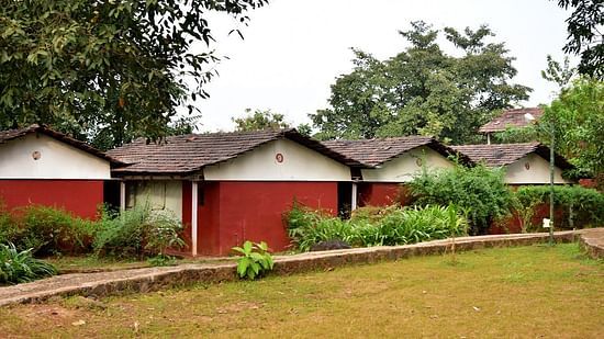 River view Basic tent exterior