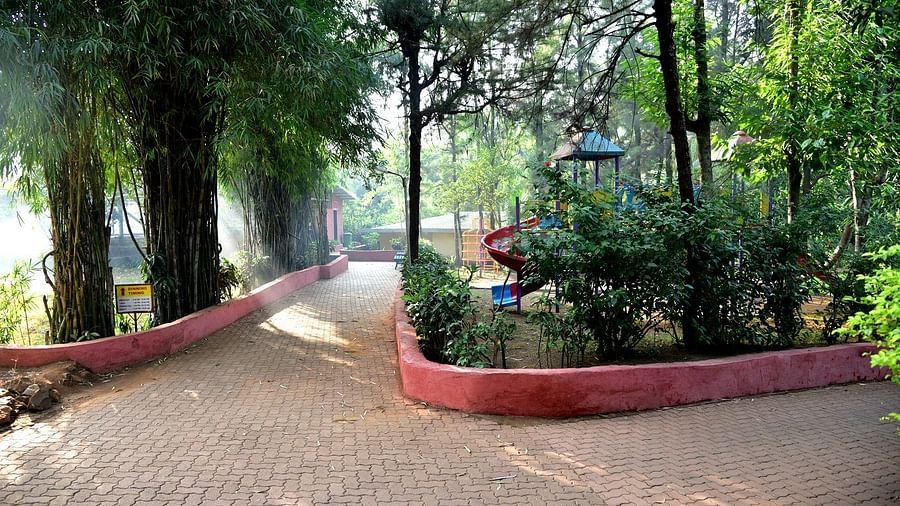 Resort Premises - Durshet 2