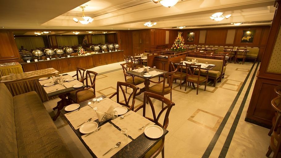 The Rialto Hotel Bangalore Bangalore Peppermill Restaurant  The Rialto Hotel Bangalore