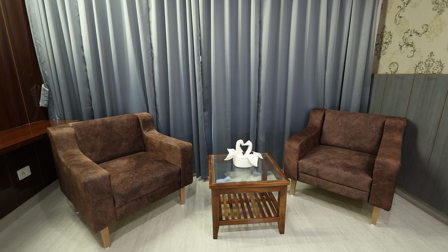 Suites with Bathtub12