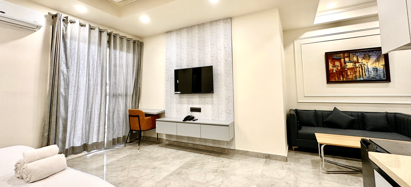 Street Studio Service apartment