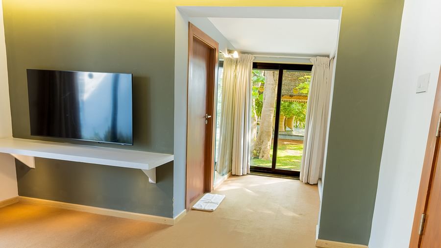 Pool Villa with PG (2)