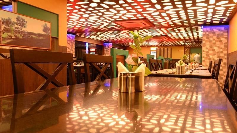 MALAR MULTICUISINE RESTAURANT (2)