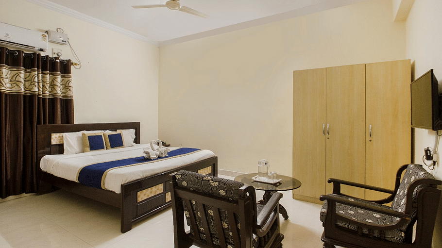 Rooms at Hotel NirmalVilla Cherry Service Apartment - Begumpet Hyderabad 9