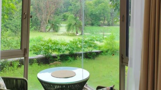 IG Grid - Rooms - Sit Out - Interior