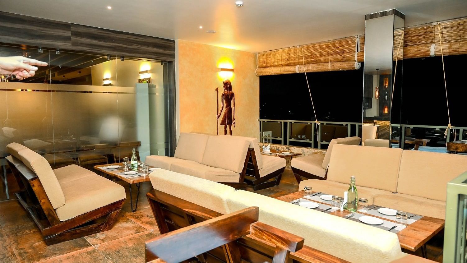 Bar 1 (3)