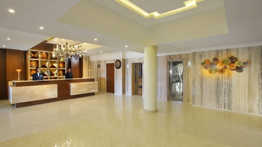 Banquet Halls at RS Sarovar Portico, Palampur Hotels  3