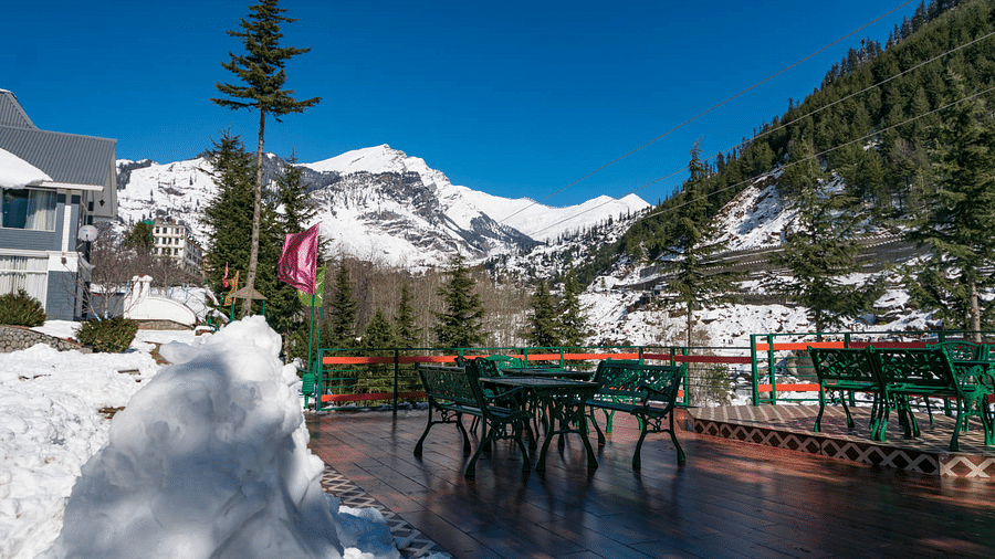Main Cover slider pics at The Highland Park Manali 5 den57m