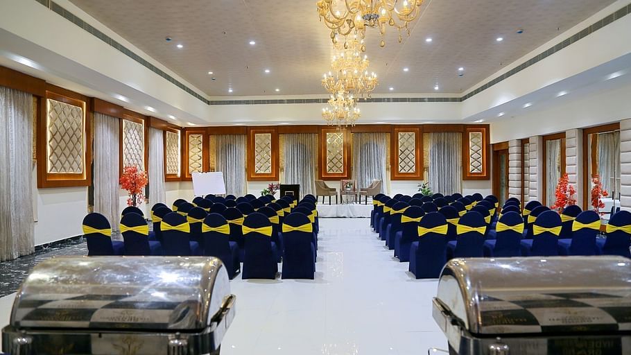 BQT HALL 4