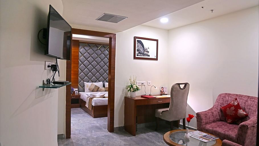 SUITE ROOM