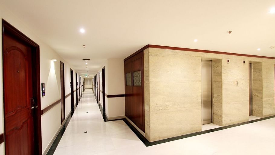 04 Corridor 2