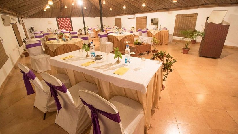 hotels with banquet halls in Konark