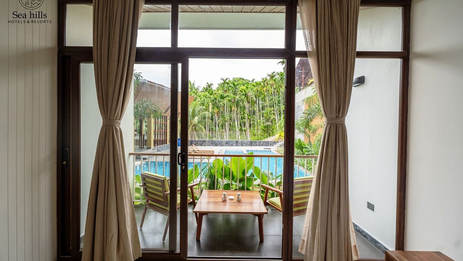 Bamboo Saa Room (7)