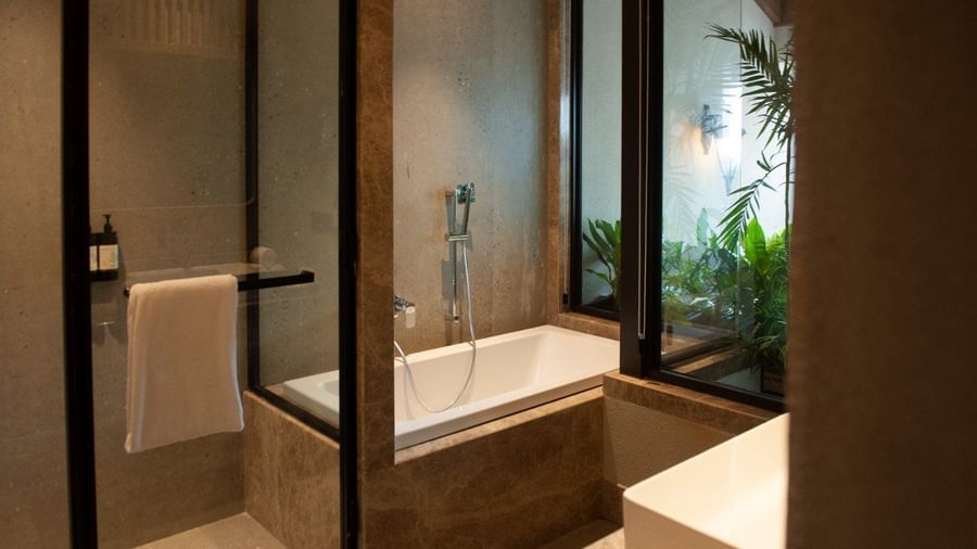 Executive-room-Washroom-002