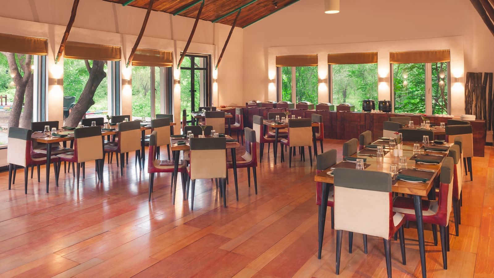 Images of Dining Hall