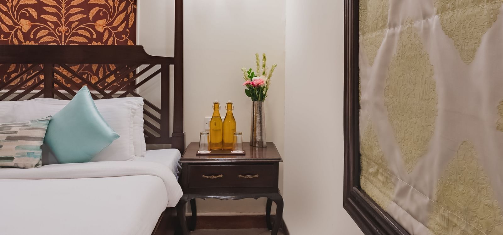 Club Room 9
