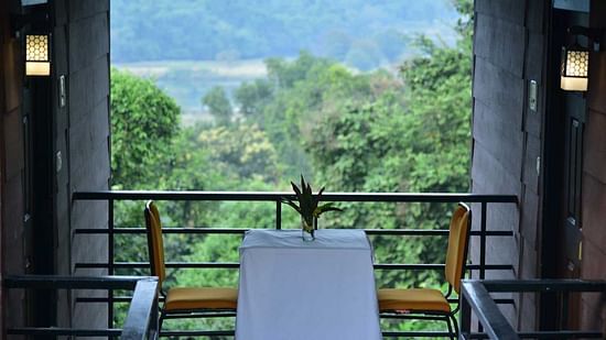 river-view-luxury-cabins 44057505904 o