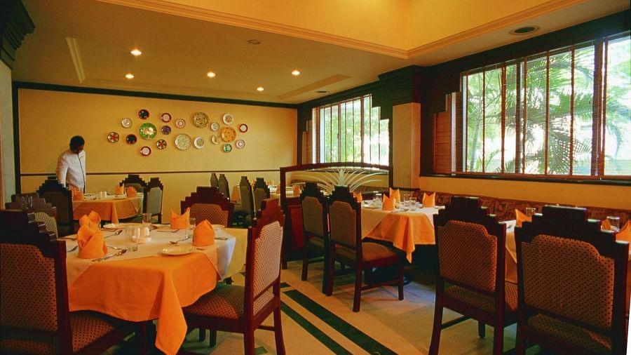 Restaurant Radha Regent Chennai 1