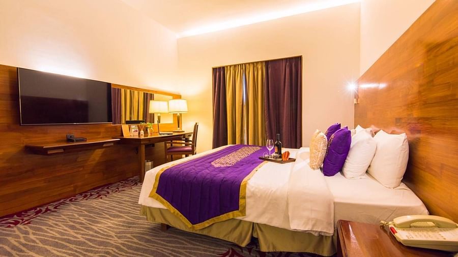deluxe room in full view  2 - The Orchid Hotel Pune