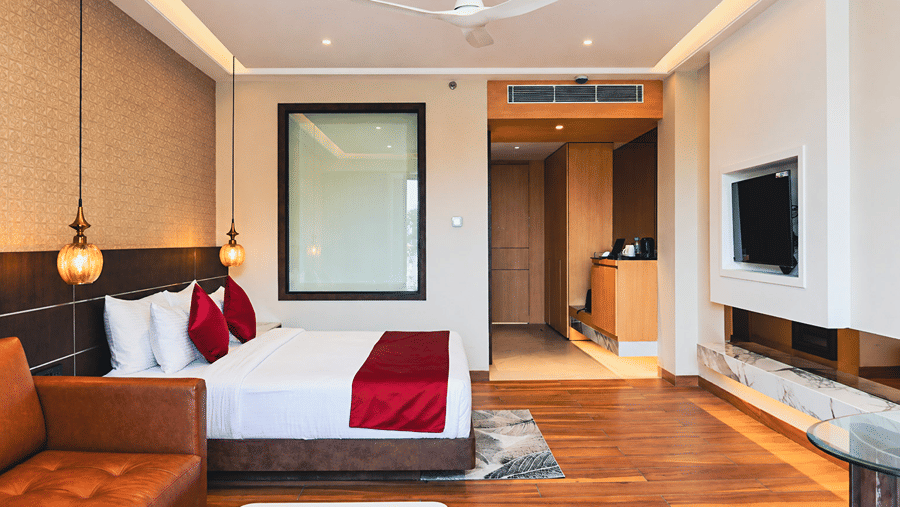 Semi-Suite 5