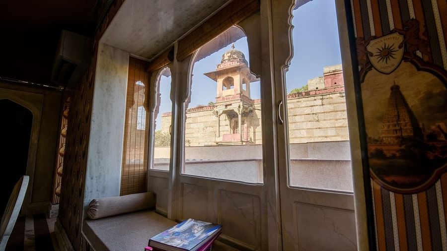 surya-haveli-reception-area