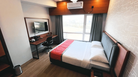 DLX Room