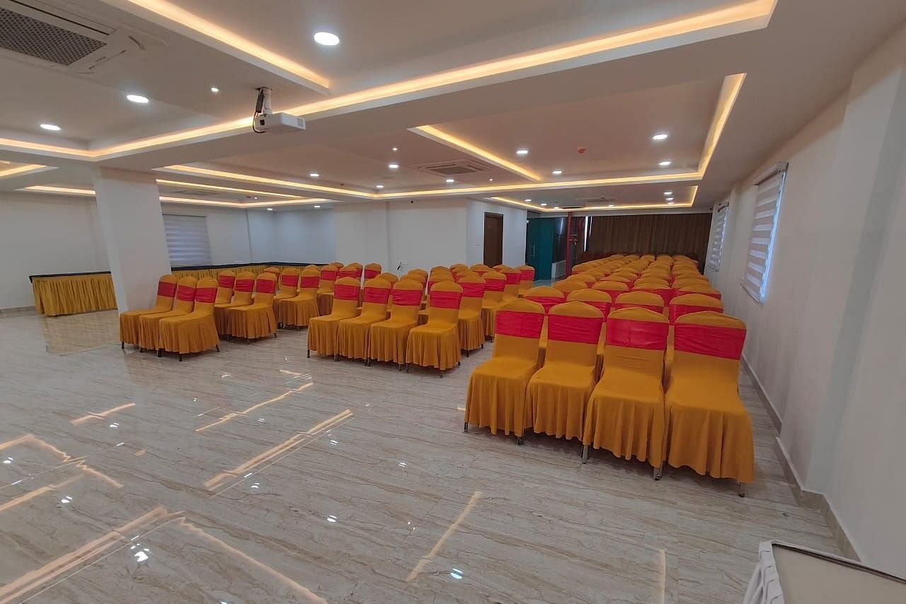 Banquet hall at Hotel La Premier