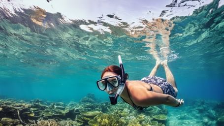 Snorkelling-Antigua-1920x1097