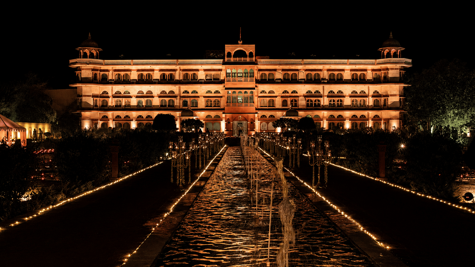 Facade -Fountains-Umaid Palace Dausa