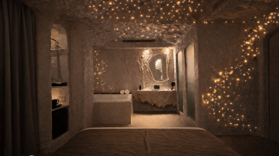 Jugnu Theme Room at Dragonfly