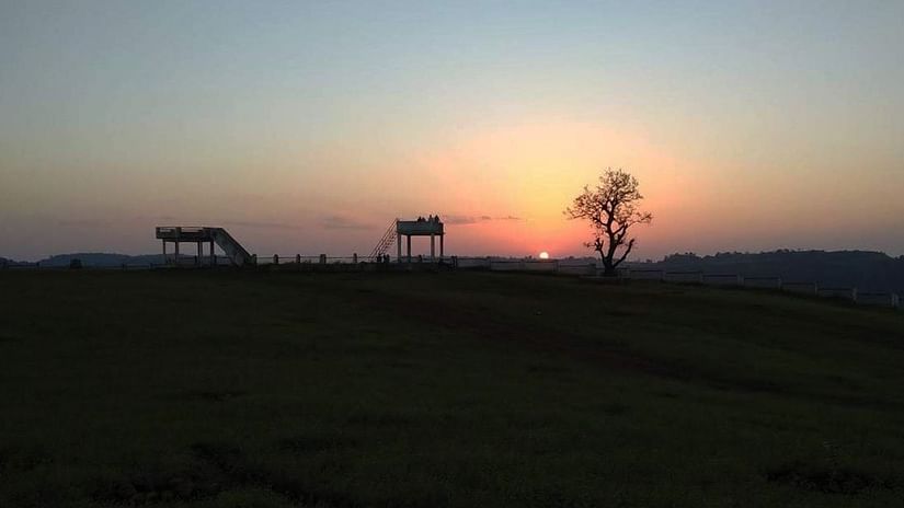 Let s Camp Tamia Campus sunset viewpt