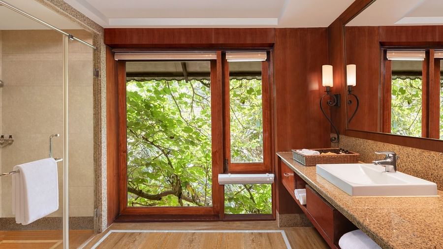 SDLX with Balcony Washroom