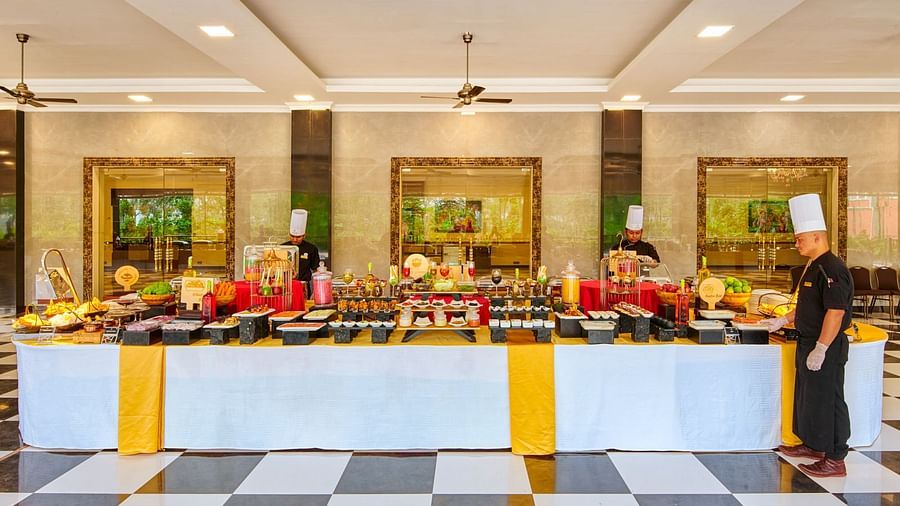 the buffet spread for Chumta hall - Mayfair Tea Resort, Siliguri 