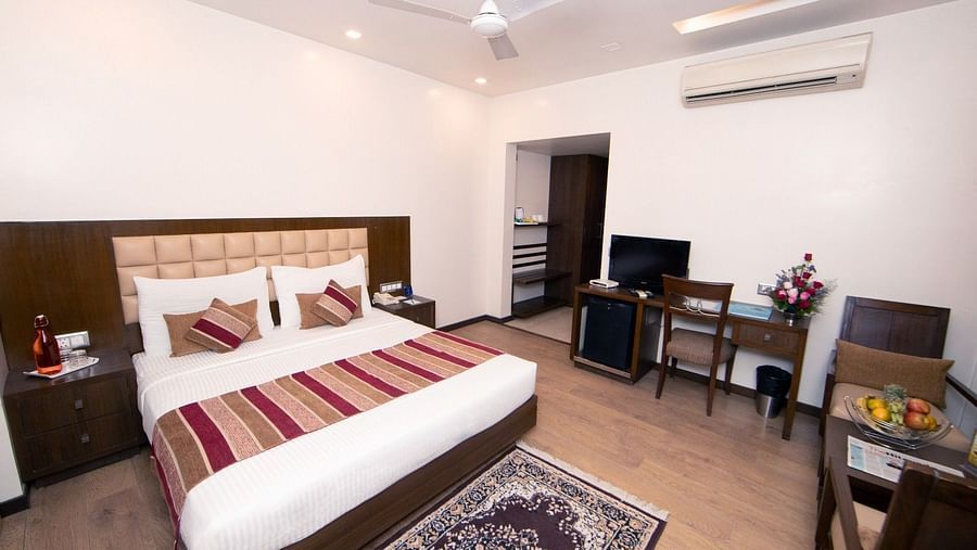 Premier Room