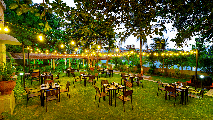 Banyan Tree Restaurant 1