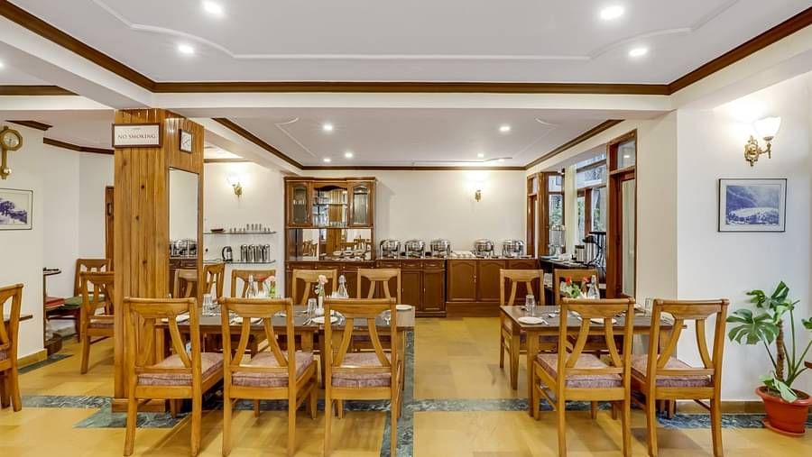 Green Leaf Restaurant at Summit Le Royale Hotel, Shimla4