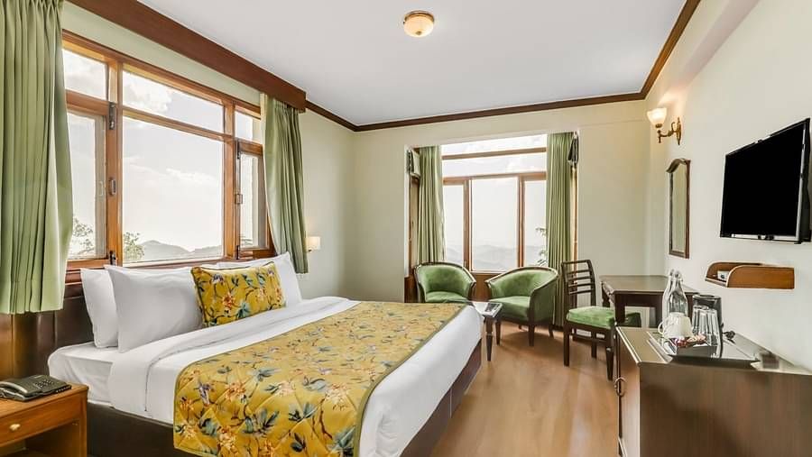 Premium Room at Summit Le Royale Hotel, Shimla10