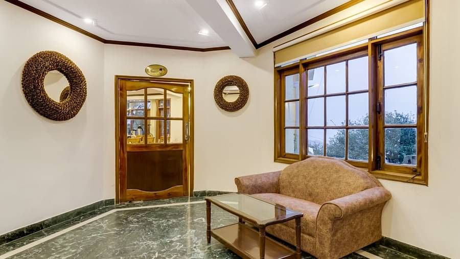 Reception area at Summit Le Royale Hotel, Shimla2