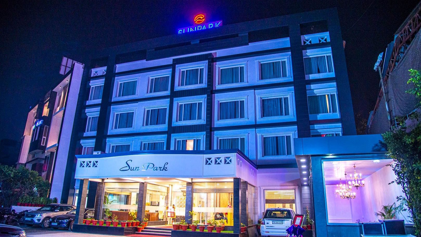 A low-high shot of the exterior hotel | Sun Park Hotel & Banquet, Chandigarh - Zirakpur