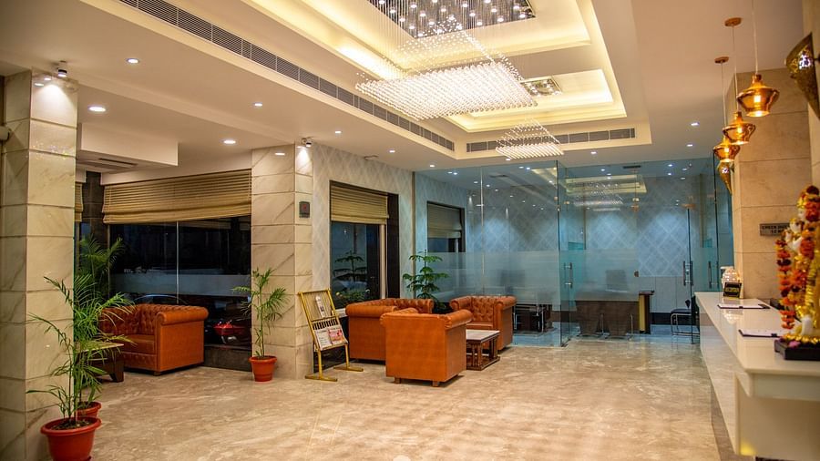 Hotel lobby with reception and sofa chairs | Sun Park Hotel & Banquet, Chandigarh - Zirakpur
