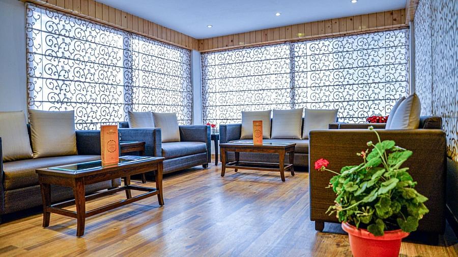 Lobby-2
