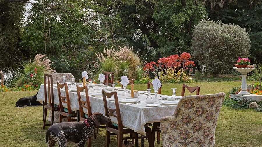 image of the outdoor seating area at dev shree, deogarh