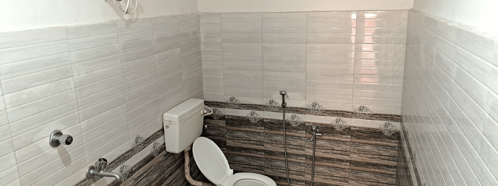 Semi deluxe AC room
