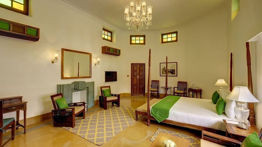 Heritage Suite with a double bed at Saraca Hotel, Lucknow