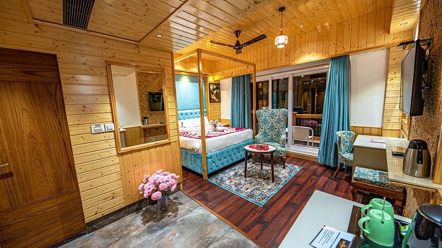 Elite Honeymoon Room-32